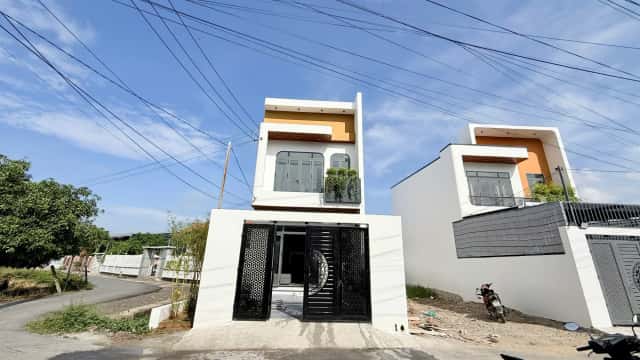 Bán nhà hẻm Thôn Đông Dinh Huyện Diên Khánh, Khánh Hòa – 3 phòng ngủ, giá 3.3 tỷ