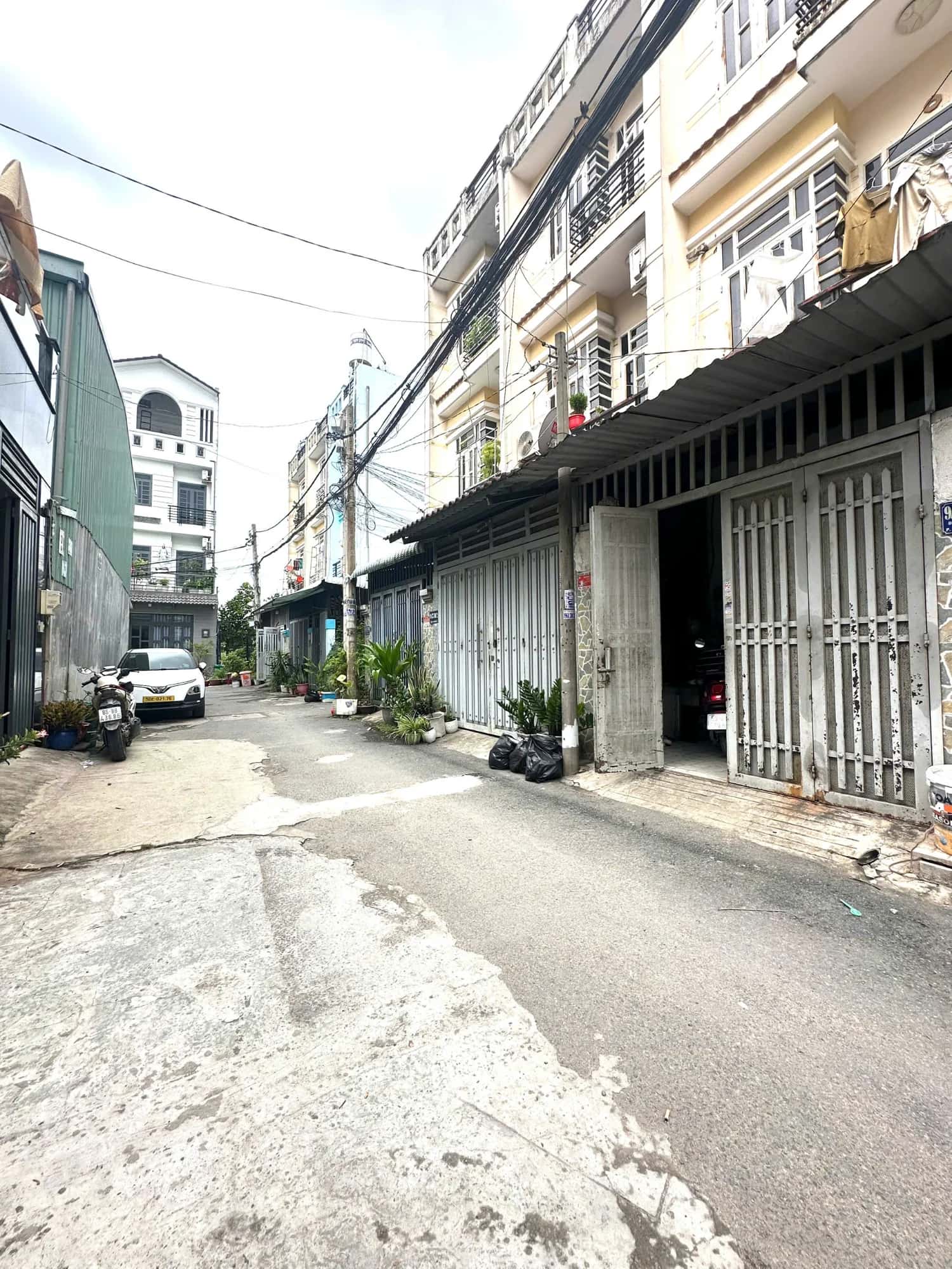 Bán nhà mặt tiền Khu phố 2 Quận 12, TP.HCM – 2 phòng ngủ, giá 2.2 tỷ