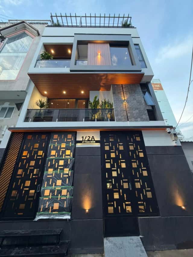 Bán nhà hẻm Lý Phục Man Quận 7, TP.HCM – 4 phòng ngủ, giá 13.2 tỷ