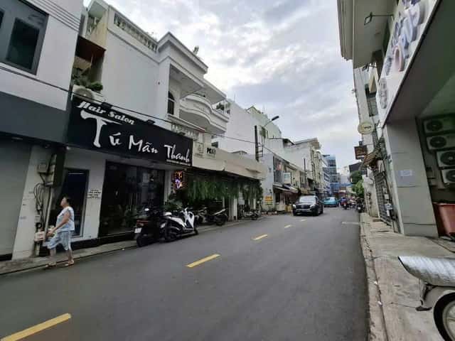 Bán nhà mặt tiền Đồng Xoài Quận Tân Bình, TP.HCM – 2 phòng ngủ, giá 9 tỷ Bán nhà mặt tiền Đồng Xoài Quận Tân Bình, TP.HCM – 2 phòng ngủ, giá 9 tỷ