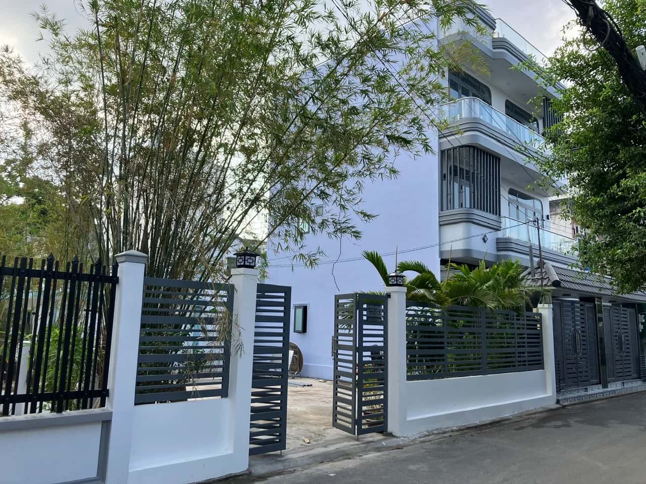 Cho thuê nhà mặt tiền Phan Văn Hớn Quận 12, TP.HCM – giá 25 triệu