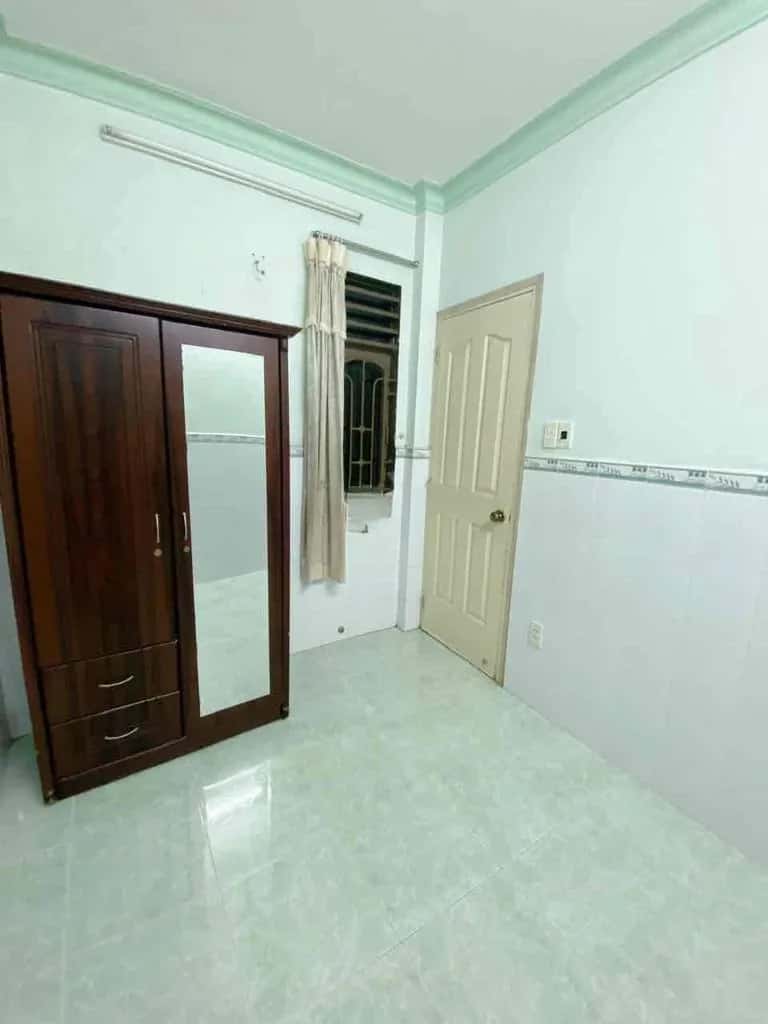 Cho thuê phòng trọ Đường Hồng Hà Quận Tân Bình, TP.HCM – 1 phòng ngủ, giá 2.5 triệu