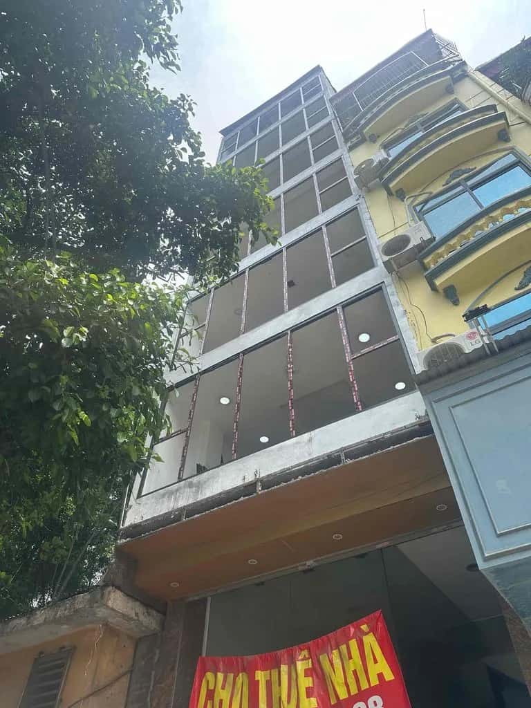 Cho thuê nhà mặt tiền Phố Trần Bình Trọng Hai Bà Trưng, Hà Nội – 12 phòng ngủ, giá 85 triệu