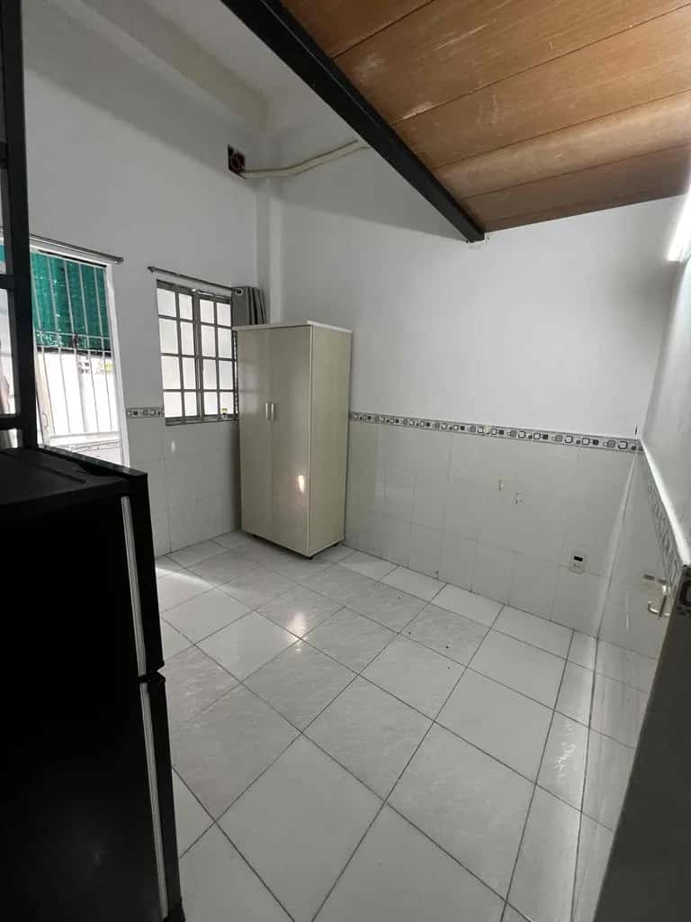 Cho thuê căn hộ chung cư Đường Cao Thắng Quận 10, TP.HCM – giá 4.5 triệu