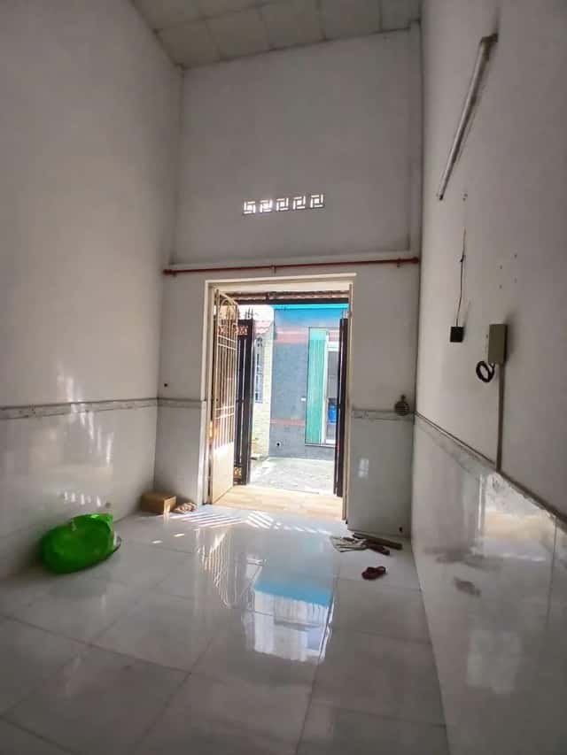 Cho thuê nhà hẻm Hương lộ 80 Quận 12, TP.HCM – 1 phòng ngủ, giá 3.6 triệu Cho thuê nhà hẻm Hương lộ 80 Quận 12, TP.HCM – 1 phòng ngủ, giá 3.6 triệu