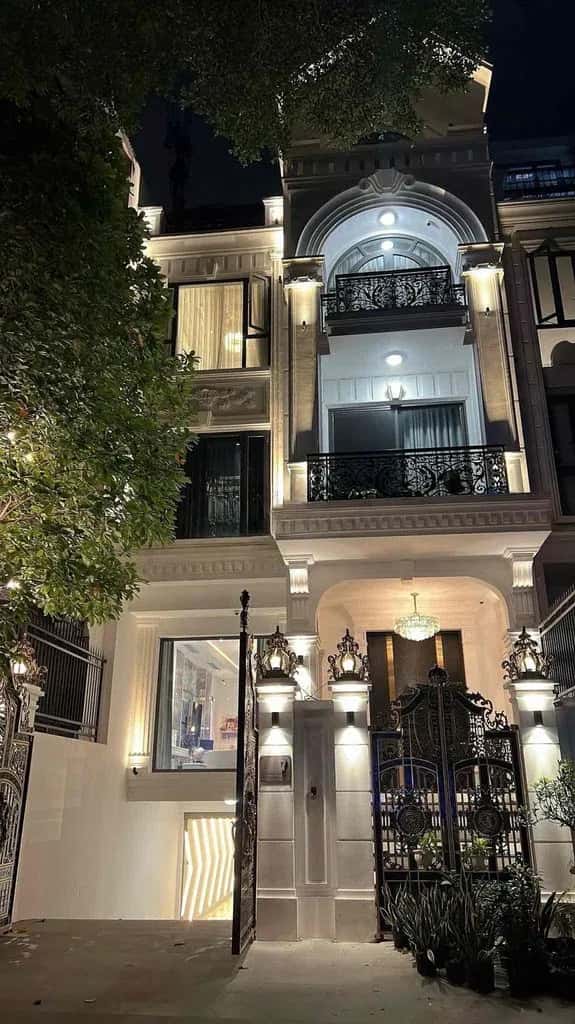 Cho thuê nhà hẻm Quận 7, Ho Chi Minh – 8 phòng ngủ, giá 100 triệu Cho thuê nhà hẻm Quận 7, Ho Chi Minh – 8 phòng ngủ, giá 100 triệu