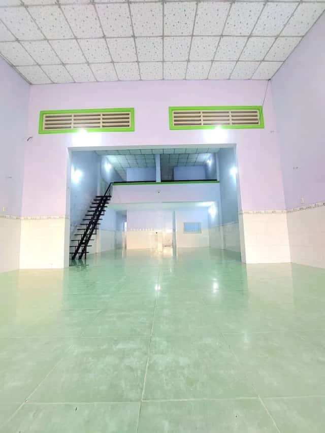 Cho thuê nhà mặt tiền Trịnh Thị Miếng Tổ 44 ấp Thới tứ Huyện Hóc Môn, TP.HCM – 4 phòng ngủ, giá 12 triệu