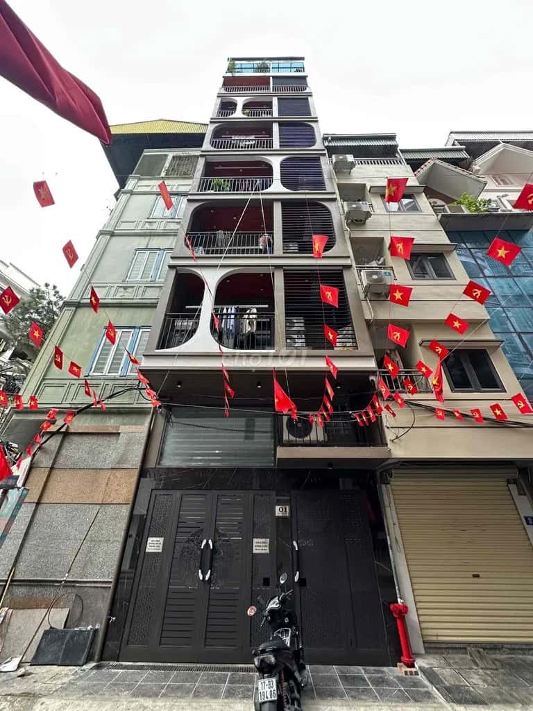 Cho thuê căn hộ dịch vụ Đường Nguyễn Ngọc Vũ Thanh Xuân, Hà Nội – 2 phòng ngủ, giá 12 triệu