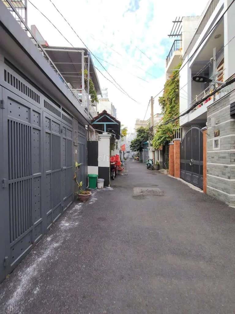Cho thuê nhà hẻm Võ Văn Ngân Thủ Đức, Ho Chi Minh – 4 phòng ngủ, giá 15 triệu