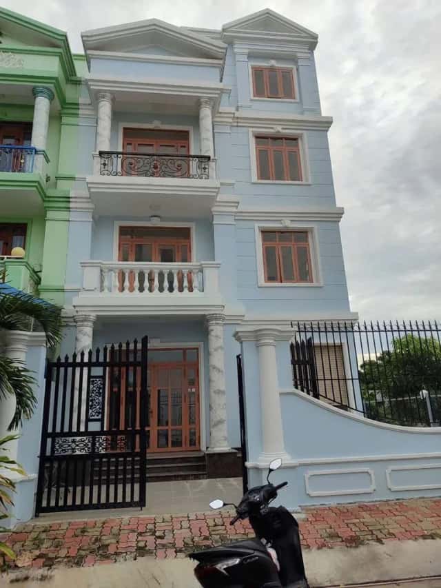 Cho thuê nhà hẻm Đường Phạm Đức Sơn Quận 8, TP.HCM – 5 phòng ngủ, giá 33 triệu