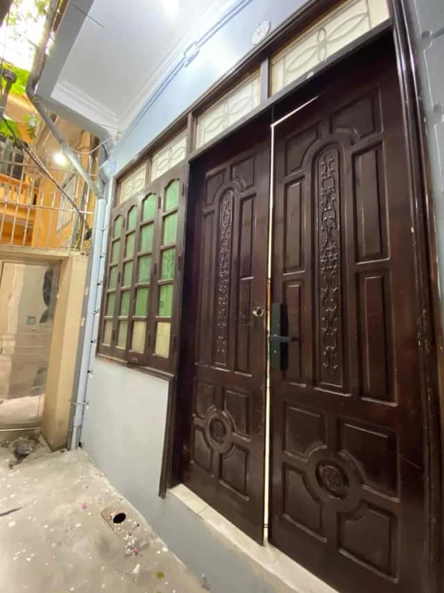 Cho thuê căn hộ chung cư Ngách 6 Hồng Hà, Hà Nội – 3 phòng ngủ, giá 8 triệu