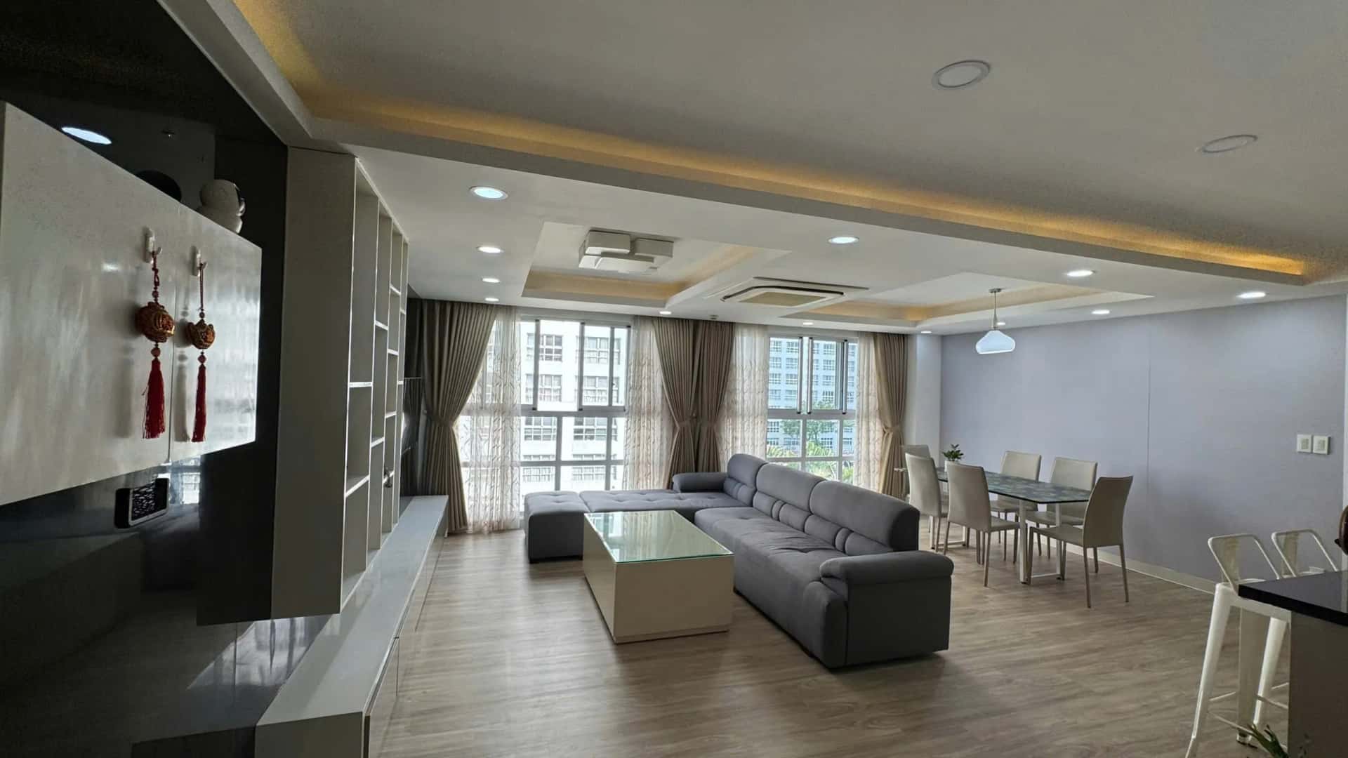 Cho thuê căn hộ chung cư Đường Nguyễn Văn Linh Quận 7, TP.HCM – 3 phòng ngủ, giá 26 triệu