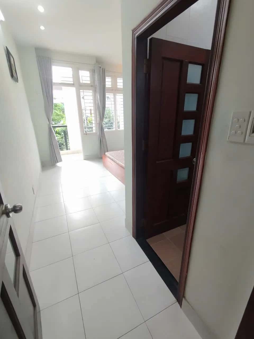Cho thuê nhà hẻm Phố Tạ Quang Bửu Quận 8, TP.HCM – 1 phòng ngủ, giá 3.8 triệu