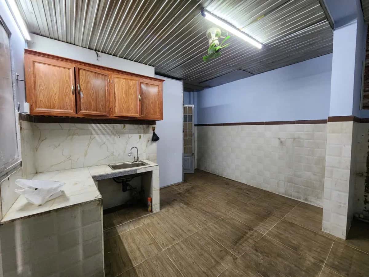 Cho thuê phòng trọ Đường Số 9 Linh Xuân, TP.HCM – giá 2.3 triệu