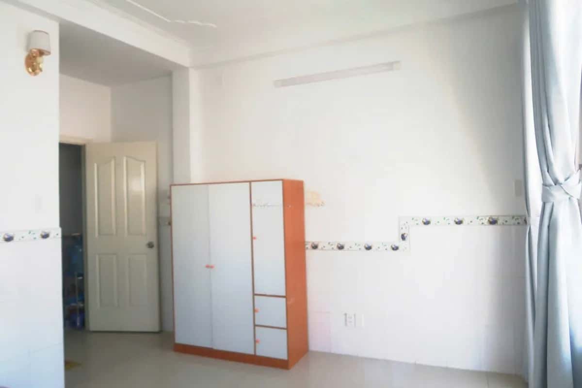 Cho thuê BĐS khác Đường Lạc Long Quân Quận 11, TP.HCM – 1 phòng ngủ, giá 5 triệu