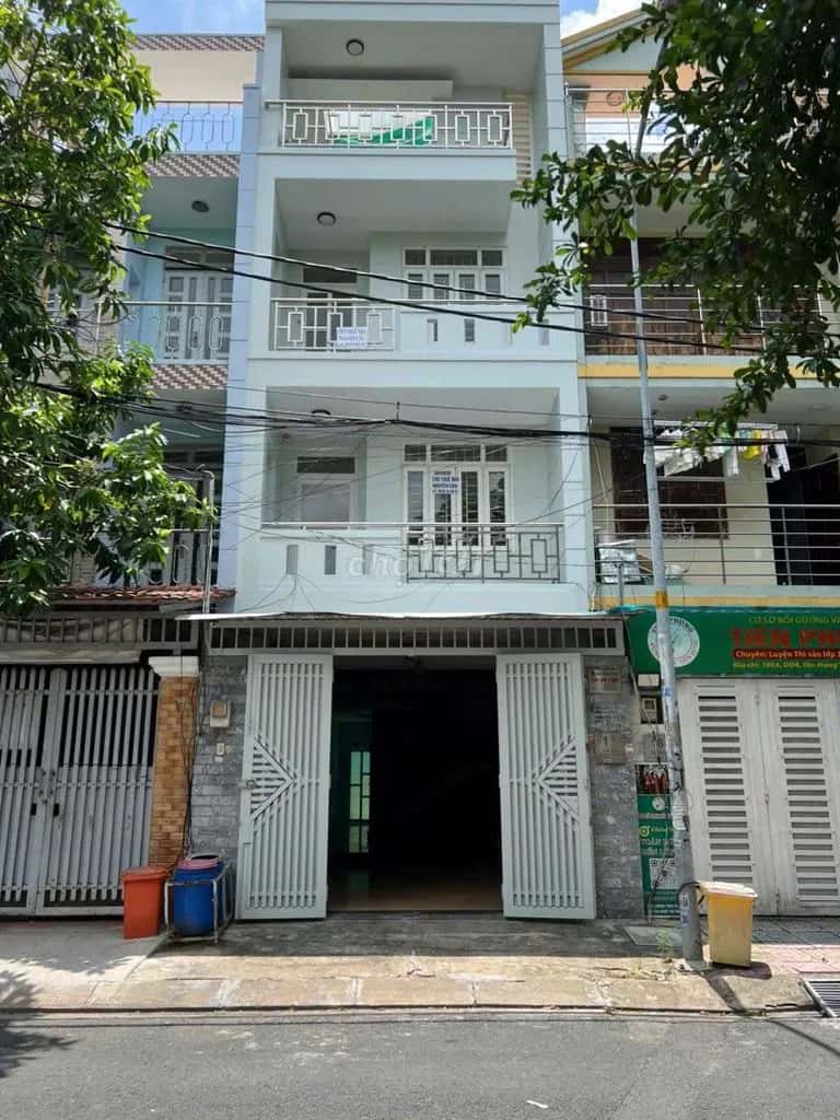 Cho thuê nhà hẻm DD11 Quận 12, TP.HCM – 4 phòng ngủ, giá 18 triệu