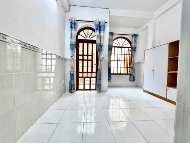 Cho thuê phòng trọ Ni Sư Huỳnh Liên Bảy Hiền, TP.HCM – 1 phòng ngủ, giá 4.6 triệu Cho thuê phòng trọ Ni Sư Huỳnh Liên Bảy Hiền, TP.HCM – 1 phòng ngủ, giá 4.6 triệu