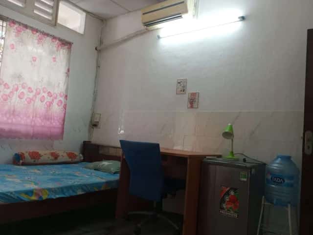 Cho thuê phòng trọ Đường Nguyễn Du Quận 1, TP.HCM – 1 phòng ngủ, giá 3.5 triệu Cho thuê phòng trọ Đường Nguyễn Du Quận 1, TP.HCM – 1 phòng ngủ, giá 3.5 triệu