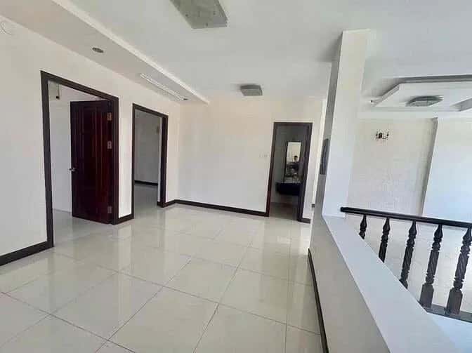 Cho thuê nhà hẻm Hương lộ 2 Bình Tân, TP.HCM – 6 phòng ngủ, giá 45 triệu