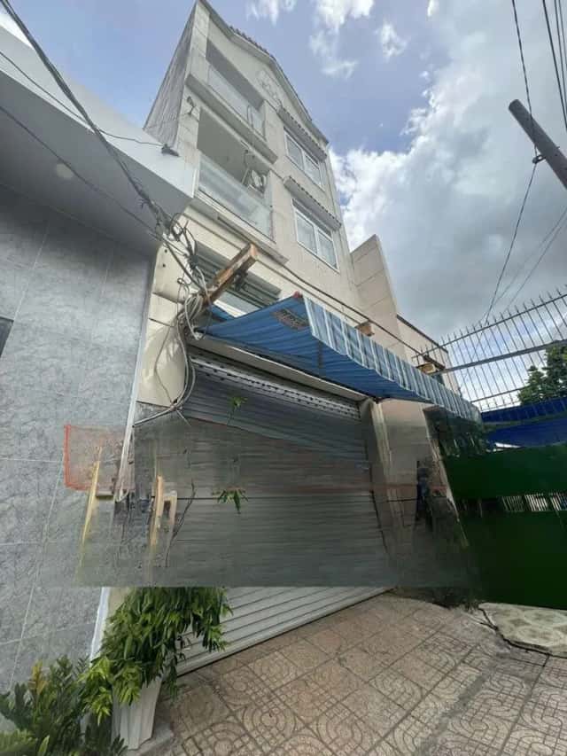 Bán nhà hẻm Đường DHT 21 Quận 12, TP.HCM – 5 phòng ngủ, giá 7.8 tỷ