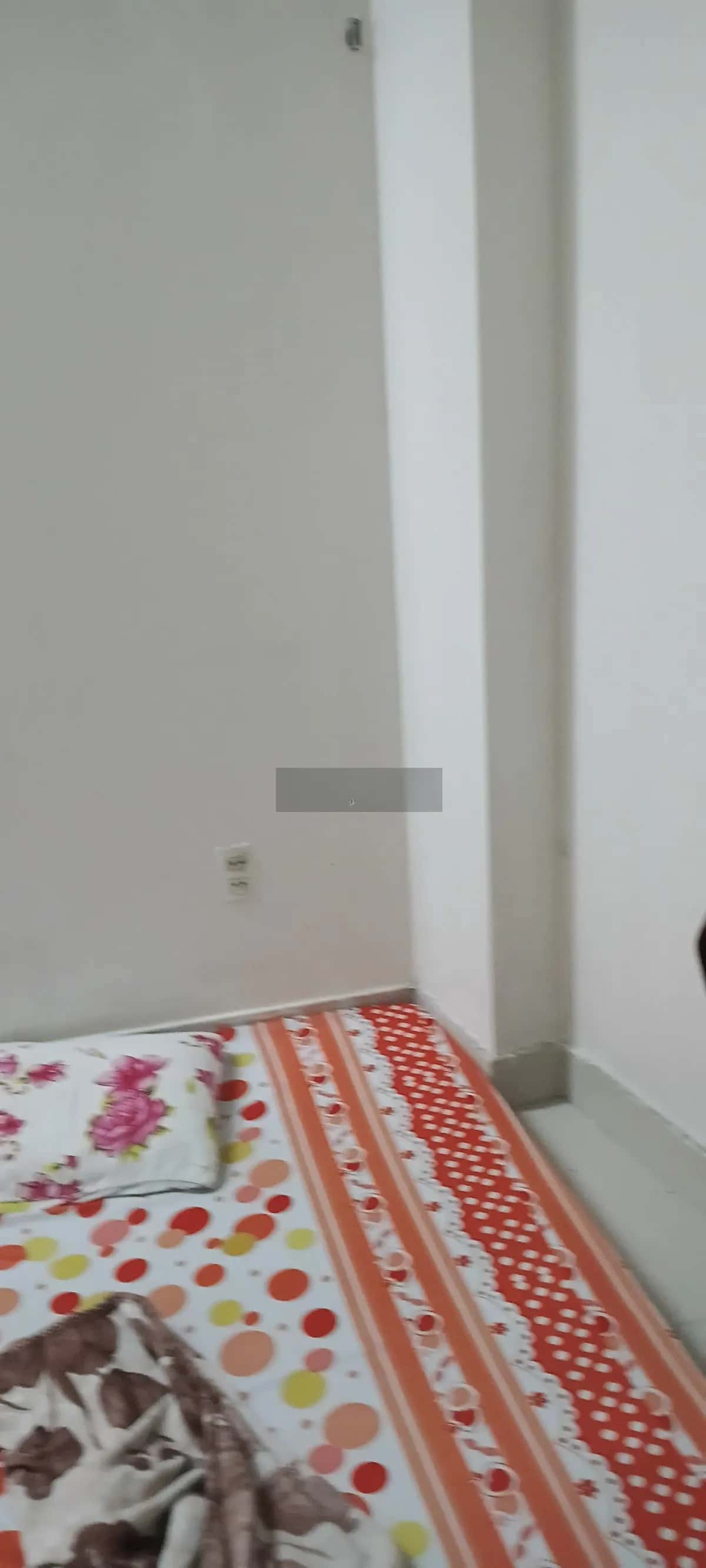 Cho thuê phòng trọ Đường Vĩnh Hội Quận 4, TP.HCM – 1 phòng ngủ, giá 1.5 triệu