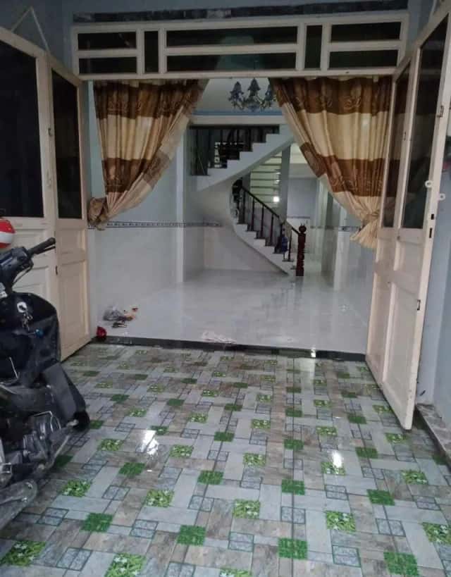 Cho thuê nhà mặt tiền Ấp Tây Lân Huyện Hóc Môn, TP.HCM – 4 phòng ngủ, giá 7.5 triệu