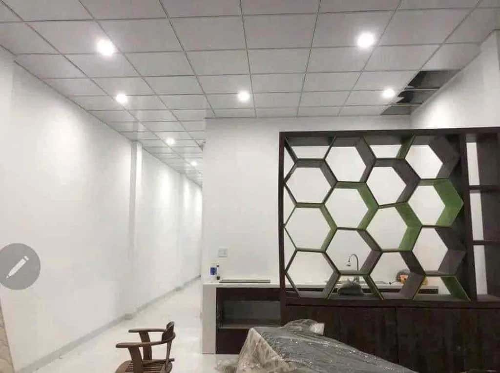 Cho thuê nhà mặt tiền bùi Kỷ Hoa Cuong, Da Nang – 2 phòng ngủ, giá 11 triệu