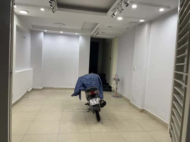 Cho thuê nhà mặt tiền Đường Hai Bà Trưng Quận 3, TP.HCM – giá 13 triệu