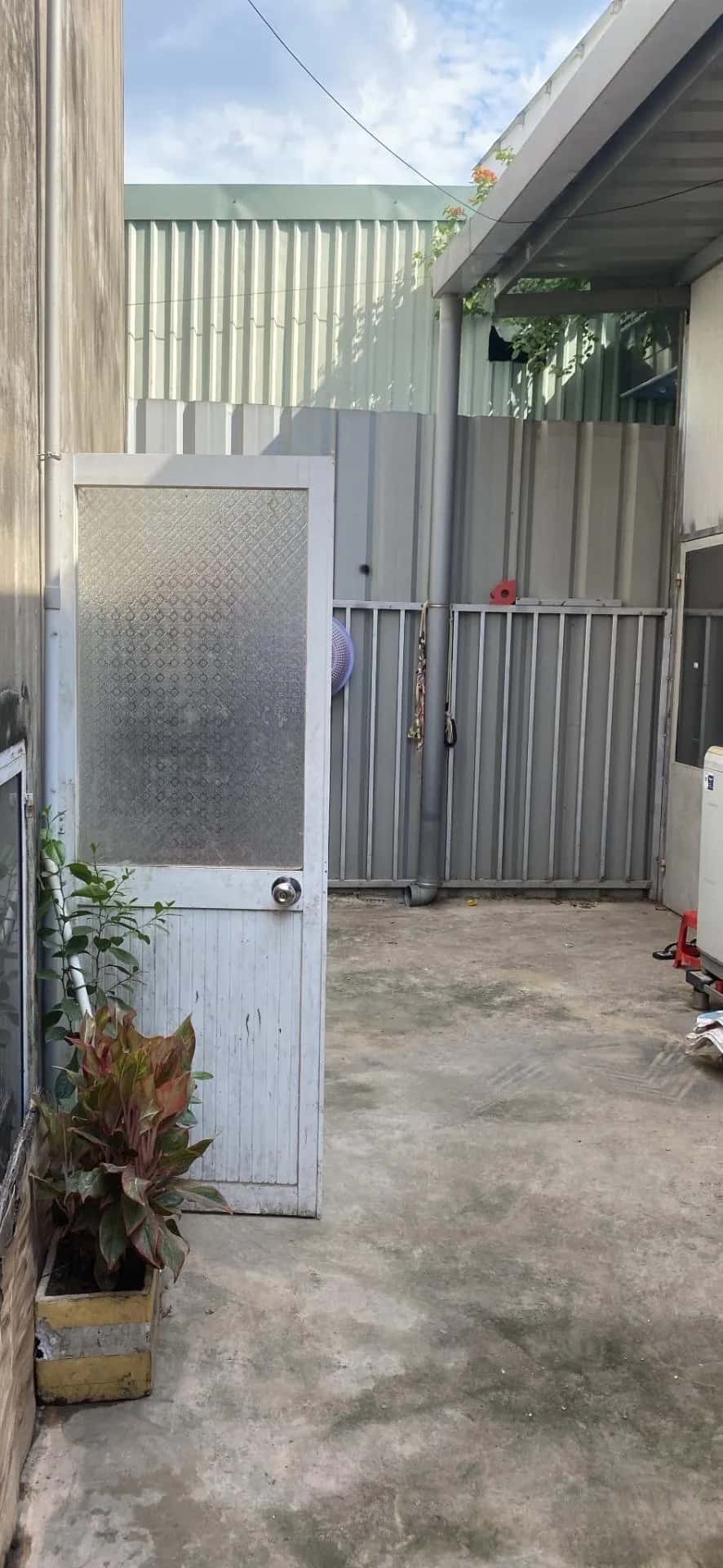 Cho thuê nhà hẻm Hẻm 702 Xô Viết Nghệ Tĩnh Bình Thạnh, TP.HCM – 2 phòng ngủ, giá 3 triệu