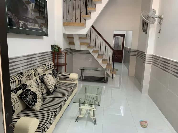 Cho thuê nhà hẻm Đường Nguyễn Thị Minh Khai Quận 1, TP.HCM – 3 phòng ngủ, giá 18 triệu
