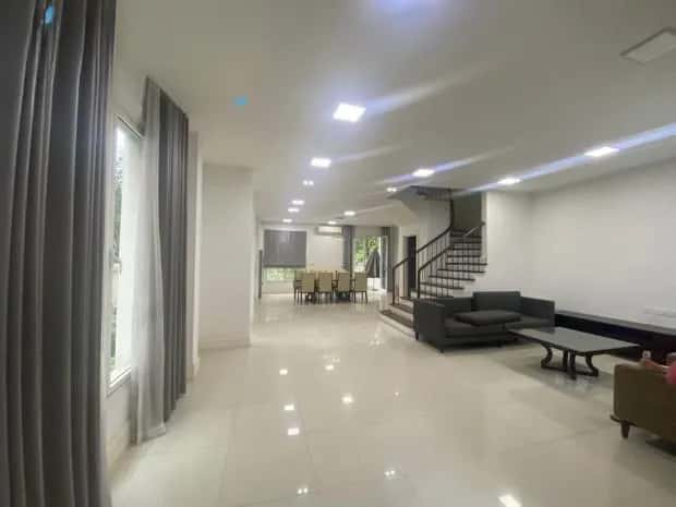 Cho thuê nhà hẻm Hoa Sữa Long Biên, Hà Nội – 4 phòng ngủ, giá 40 triệu