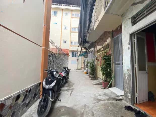 Cho thuê nhà hẻm Tả Thanh Oai Thanh Trì, Hà Nội – 2 phòng ngủ, giá 3.5 triệu