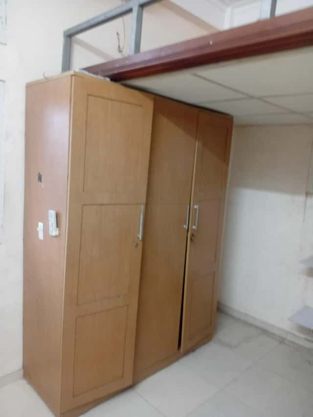Cho thuê phòng trọ Phố Đồng Nhân Hai Bà Trưng, Hà Nội – 1 phòng ngủ, giá 3 triệu