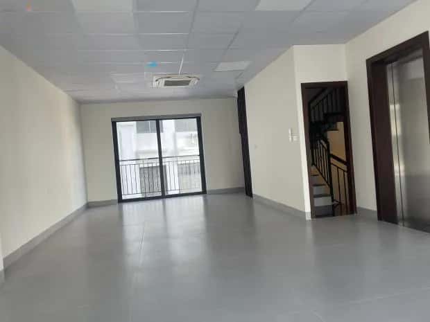 Cho thuê văn phòng Lâm Hạ Long Biên, Hà Nội – giá 80 triệu Cho thuê văn phòng Lâm Hạ Long Biên, Hà Nội – giá 80 triệu