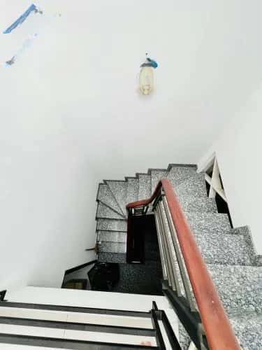Cho thuê phòng trọ Trường Lưu Quận 9, TP.HCM – 1 phòng ngủ, giá 2.5 triệu