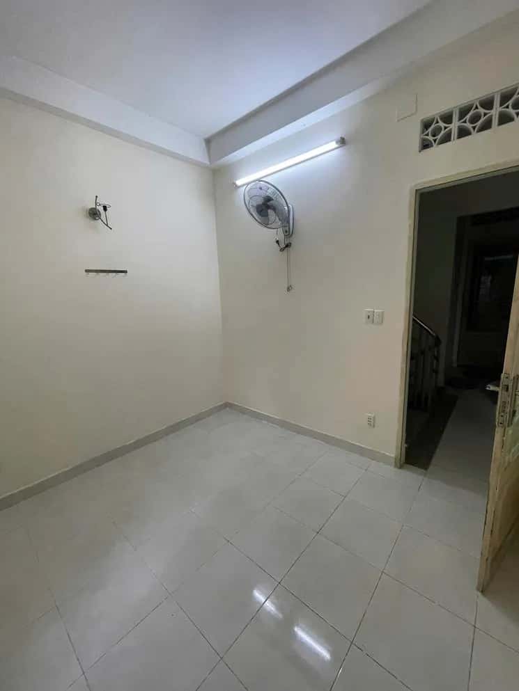 Cho thuê phòng trọ Nguyễn Công Hoan Phú Nhuận, TP.HCM – 1 phòng ngủ, giá 2.3 triệu