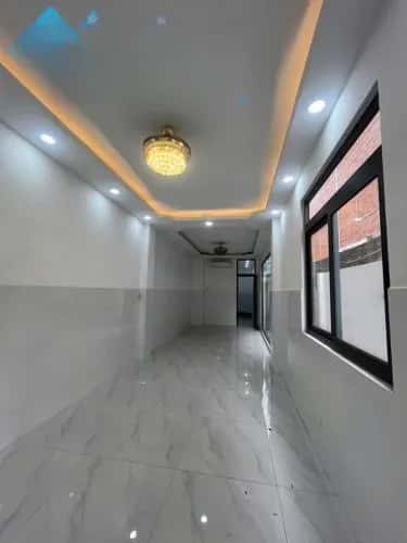Cho thuê nhà mặt tiền Nguyên Hồng Quận Bình Thạnh, TP.HCM – giá 28 triệu