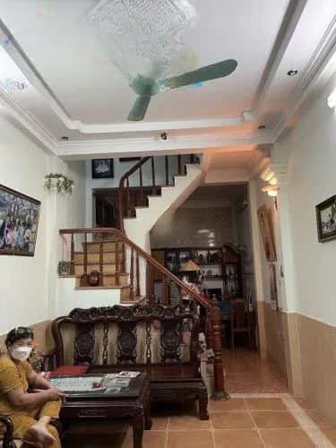 Cho thuê nhà hẻm Vũ Thạnh Đống Đa, Hà Nội – 4 phòng ngủ, giá 11 triệu Cho thuê nhà hẻm Vũ Thạnh Đống Đa, Hà Nội – 4 phòng ngủ, giá 11 triệu