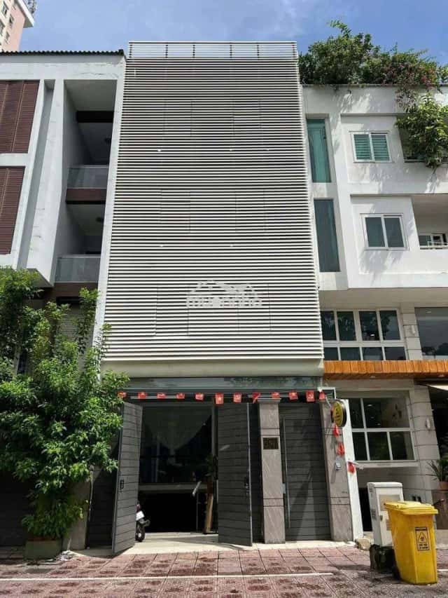Cho thuê nhà mặt tiền Trường Sa Quận Bình Thạnh, TP.HCM – giá 90 triệu