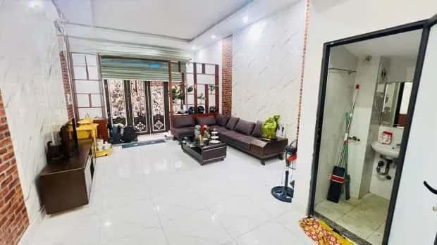 Cho thuê nhà hẻm Lê Quang Đạo Nam Từ Liêm, Hà Nội – 5 phòng ngủ, giá 15 triệu