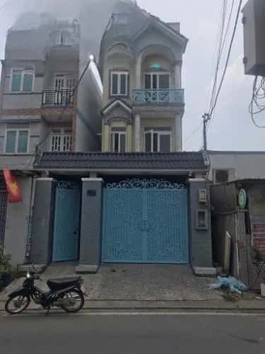 Cho thuê nhà hẻm Đường 19/1 Huyện Hóc Môn, TP.HCM – 4 phòng ngủ, giá 10 triệu