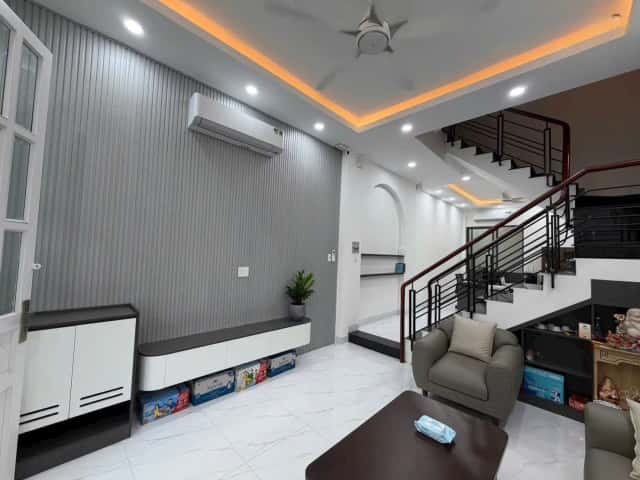Bán nhà hẻm Đường Âu Cơ Quận Tân Bình, TP.HCM – 4 phòng ngủ, giá 9.2 tỷ