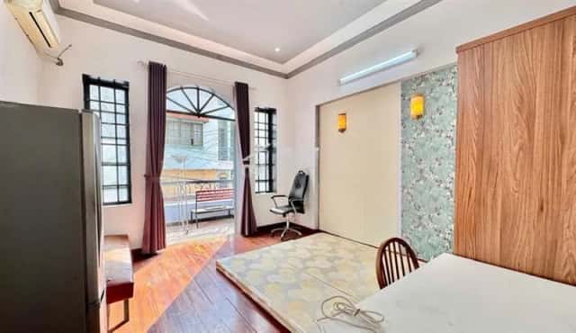 Cho thuê căn hộ dịch vụ Đường Hoàng Việt Quận Tân Bình, TP.HCM – giá 5.2 triệu