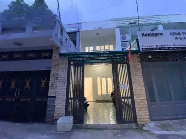 Cho thuê nhà hẻm Bạch Đằng Quận Bình Thạnh, TP.HCM – giá 22 triệu