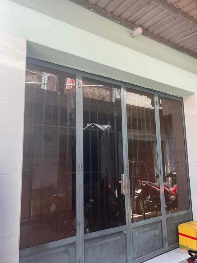 Cho thuê nhà hẻm Quốc lộ 50 Huyện Bình Chánh, TP.HCM – giá 12 triệu Cho thuê nhà hẻm Quốc lộ 50 Huyện Bình Chánh, TP.HCM – giá 12 triệu