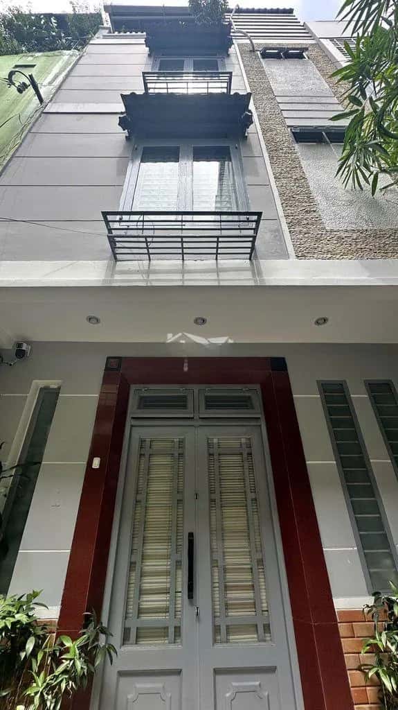 Cho thuê nhà hẻm Bàn Cờ Quận 3, TP.HCM – 2 phòng ngủ, giá 15 triệu