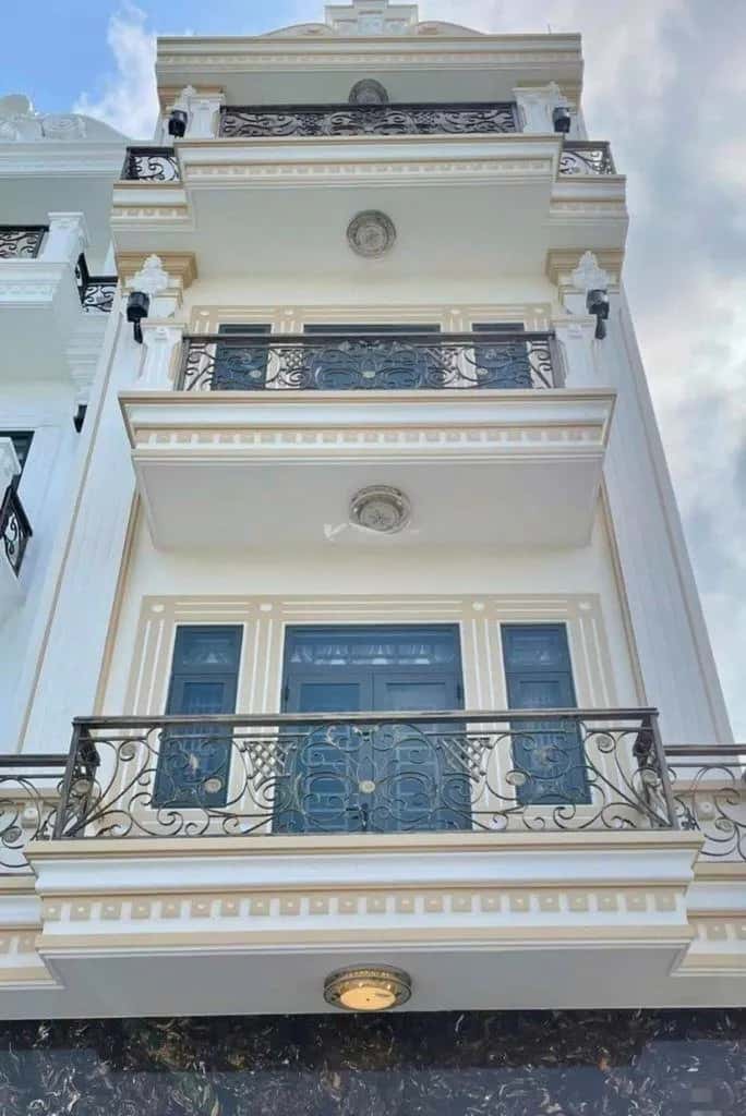 Cho thuê nhà mặt tiền Đường Kênh Tân Hóa Quận Tân Phú, TP.HCM – 5 phòng ngủ, giá 18 triệu