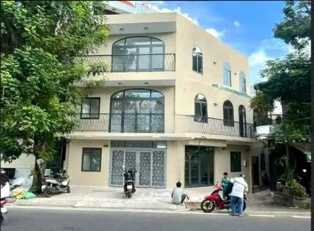 Cho thuê nhà mặt tiền Hoàng Sa Quận 3, TP.HCM – 3 phòng ngủ, giá 42 triệu Cho thuê nhà mặt tiền Hoàng Sa Quận 3, TP.HCM – 3 phòng ngủ, giá 42 triệu