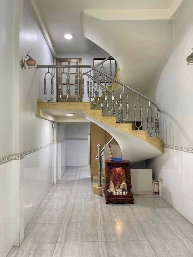 Cho thuê nhà hẻm Nguyễn Tri Phương Quận 10, TP.HCM – 3 phòng ngủ, giá 14.8 triệu