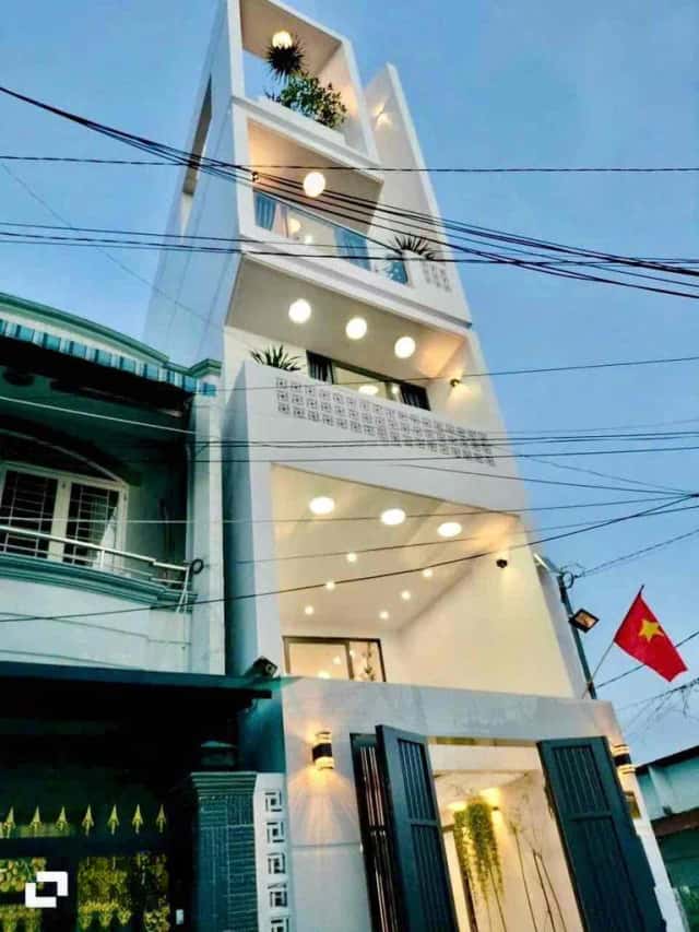 Cho thuê nhà hẻm Tỉnh lộ 10 Bình Tân, TP.HCM – 5 phòng ngủ, giá 22 triệu